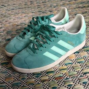 Adidas Gazelle Aqua Sneakers